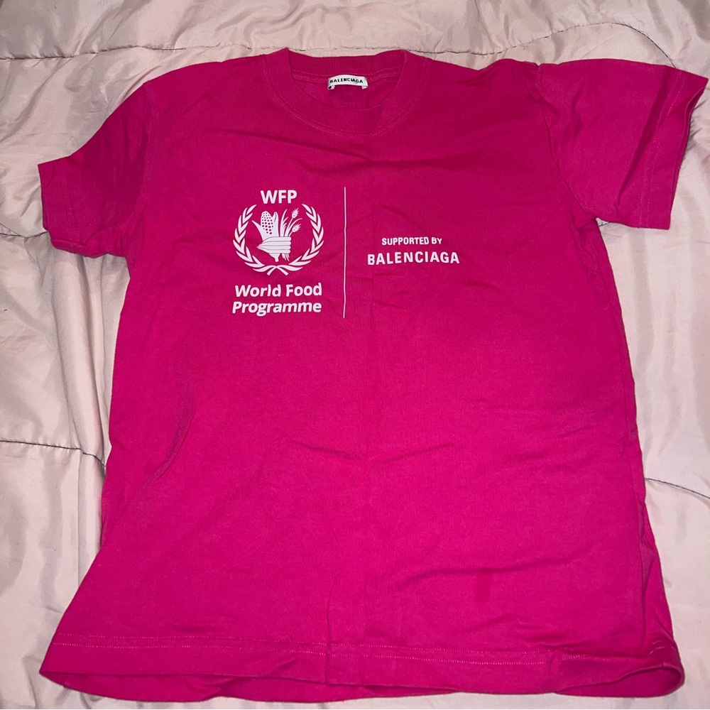 NWT Balenciaga World Food Programme Women’s T-Shirt WFP PINK